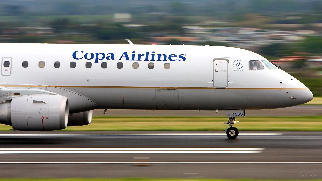 How can I get in touch with Copa Airlines in Orlando?